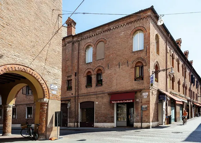 Guesthost - Mercato Fancy Appartement Ferrara