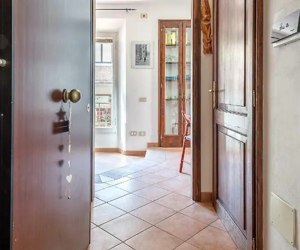 Guesthost - Mercato Fancy *